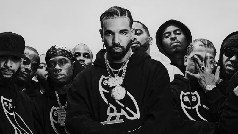 Drake stämmer Universal och Spotify för olaglig fabricering av “Not Like Us”-succé
kingsizemag.se/samhalledebatt…