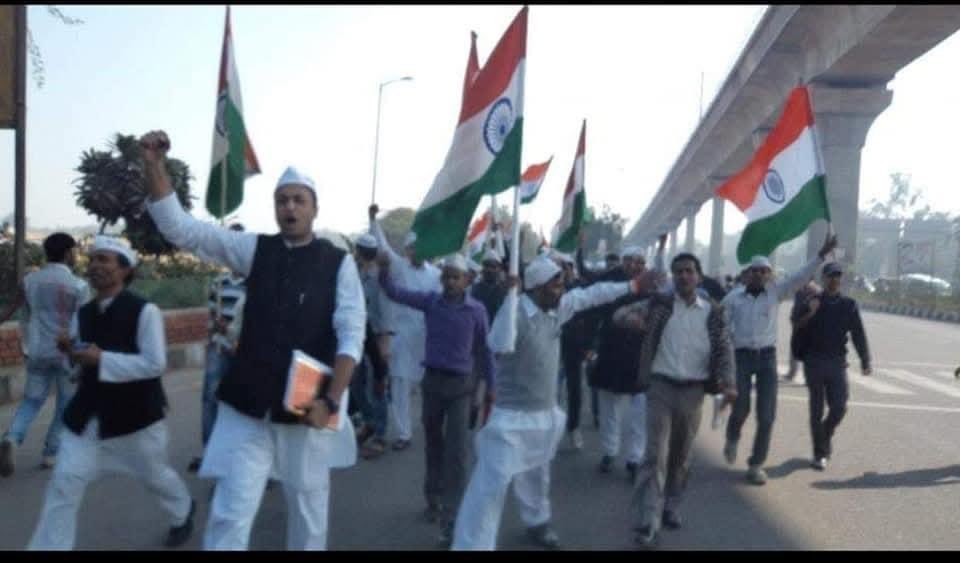 MLARituraj's tweet photo. पार्टी माँ होती हैं
माँ की सेवा जितनी की जाय कम हैं https://t.co/22MACnVqM3