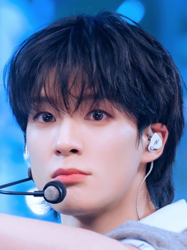 jn20192's tweet photo. ❝ 이제노 얼굴 ❞ https://t.co/F71TBdQxOd