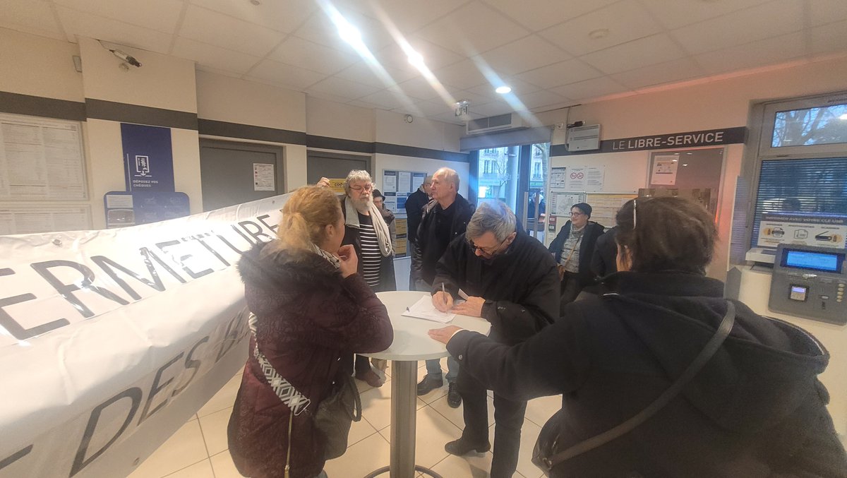 Schahin 🦔 #FrontPopulaire tweet media