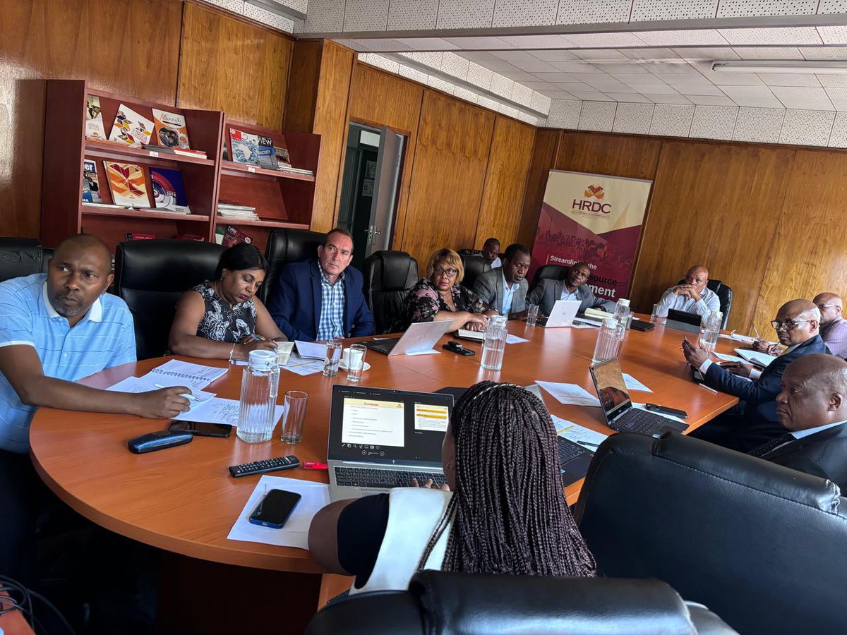 Office of the Premier Mpumalanga delegation visit the HRDC Secretariat for a  meeting. The meeting is part of facilitating the establishment of the Provincial HRDC.