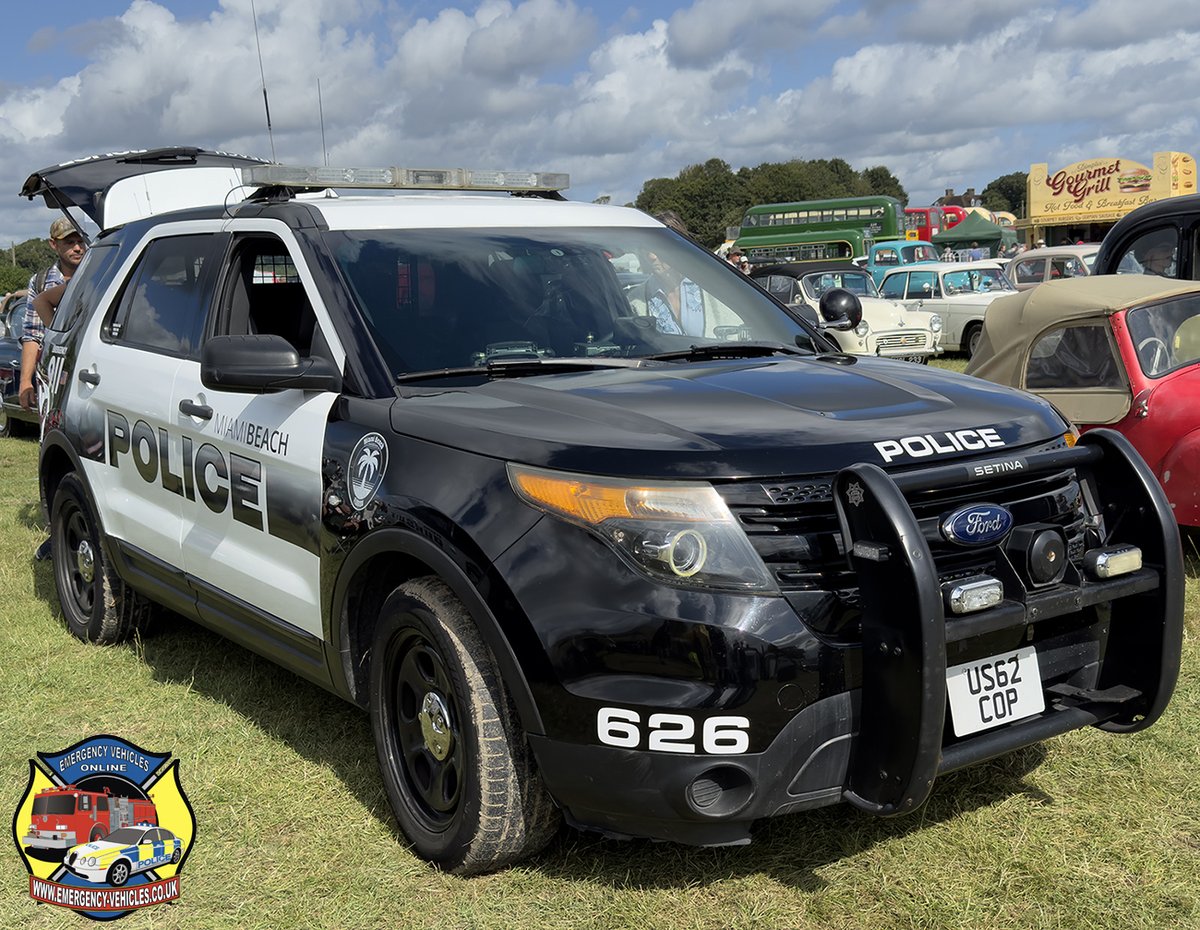 evo_uk's tweet photo. It was strangely pleasing to see a set of consecutive registrations: privately owned US61COP, US62COP, and US63COP at the #Hellingly Festival of Transport on 25 August 2024. These are #DodgeCharger and a Ford Police Interceptor Utility. #copcar #policecar https://t.co/ezQIhZAj8A
