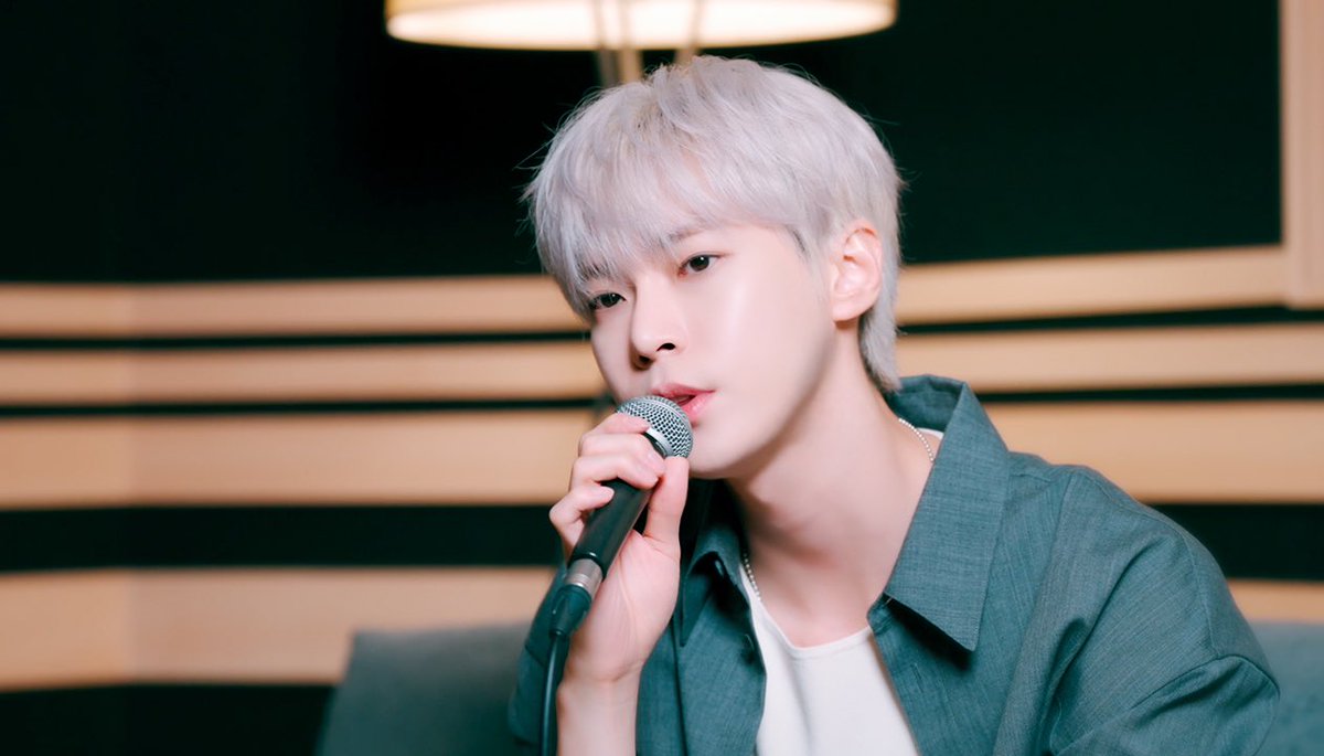 [SPECIAL CLIP] DOYOUNG(도영) - Snow Flower(눈의 꽃) | I'm Sorry, I Love You 2024 미안하다, 사랑한다 2024 OST

youtu.be/P735VuetS2k

#DOYOUNG #도영
#눈의꽃 #도영_눈의꽃
#NCT #NCT127