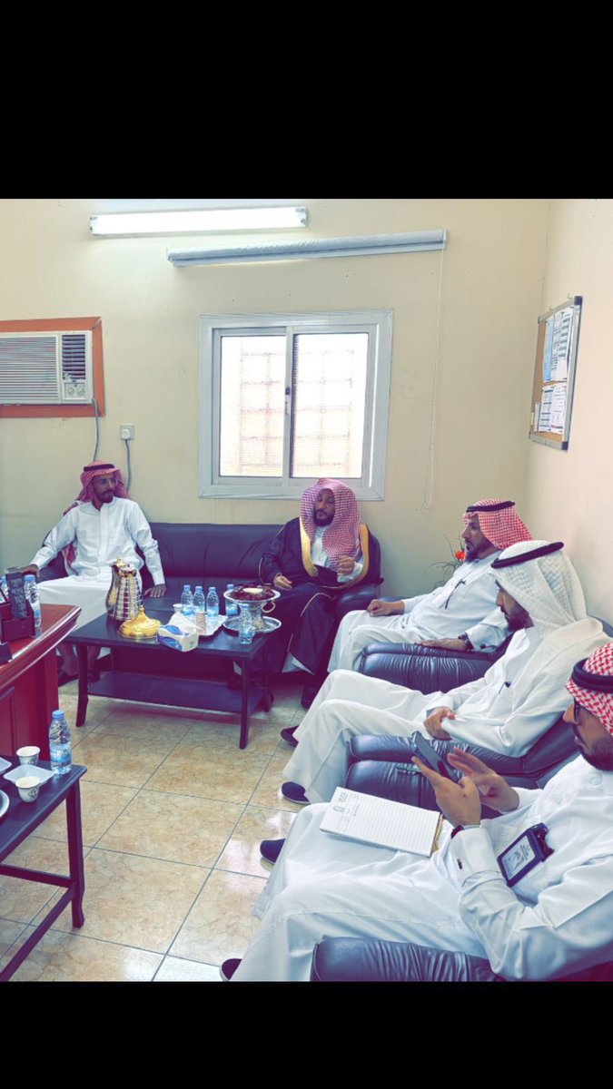 thafiz_alayis's tweet photo. زيارة المدير العام لفرع وزارة الشؤون الإسلامية  بِـ #منطقة المدينة المنورة 
فضيلة الشيخ - اسامة بن زيد محمد المدخلي
لجمعية تحفيظ القرآن الكريم بِـ#العيص اليوم الثلاثاء https://t.co/12ojS5HB3j