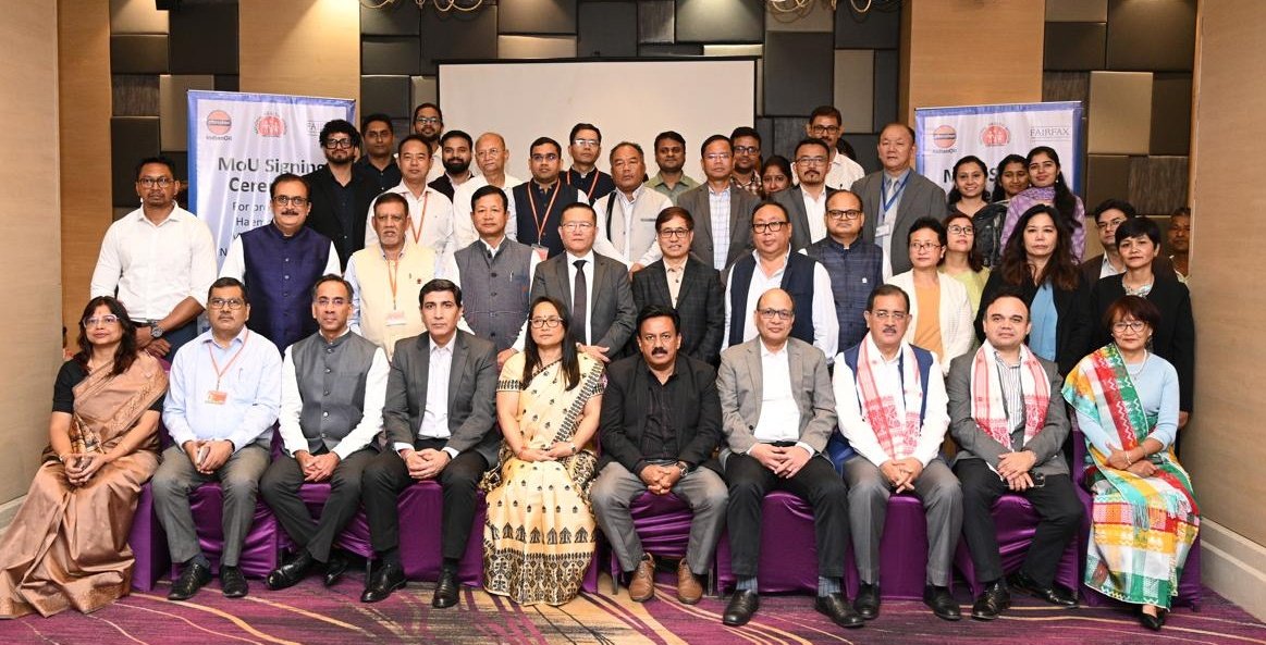 Reaffirming our commitment to strengthening India's healthcare infrastructure, #IndianOil has signed tripartite MoUs with the state governments and Fairfax Trust to provide 110 Haemodialysis machines across the states of Arunachal Pradesh, Assam, Meghalaya, Manipur, Mizoram &amp;