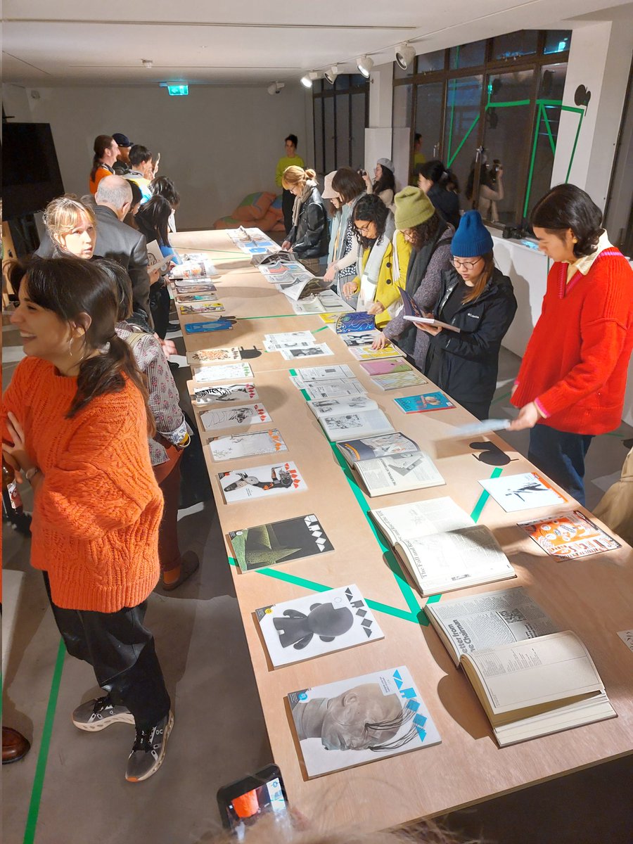 Celebrating <a href="/theaoi/">The AOI</a> publications, and especially Varoom magazine at <a href="/CamberwellUAL/">Camberwell College of Arts</a> last night. Brilliant comment on their tenures as Editors for the mag from Adrian Shaughnessy, John O'Reilly and Olivia Ahmad.
Thanks to <a href="/Luise_V/">Luise Vormittag</a> for organising!