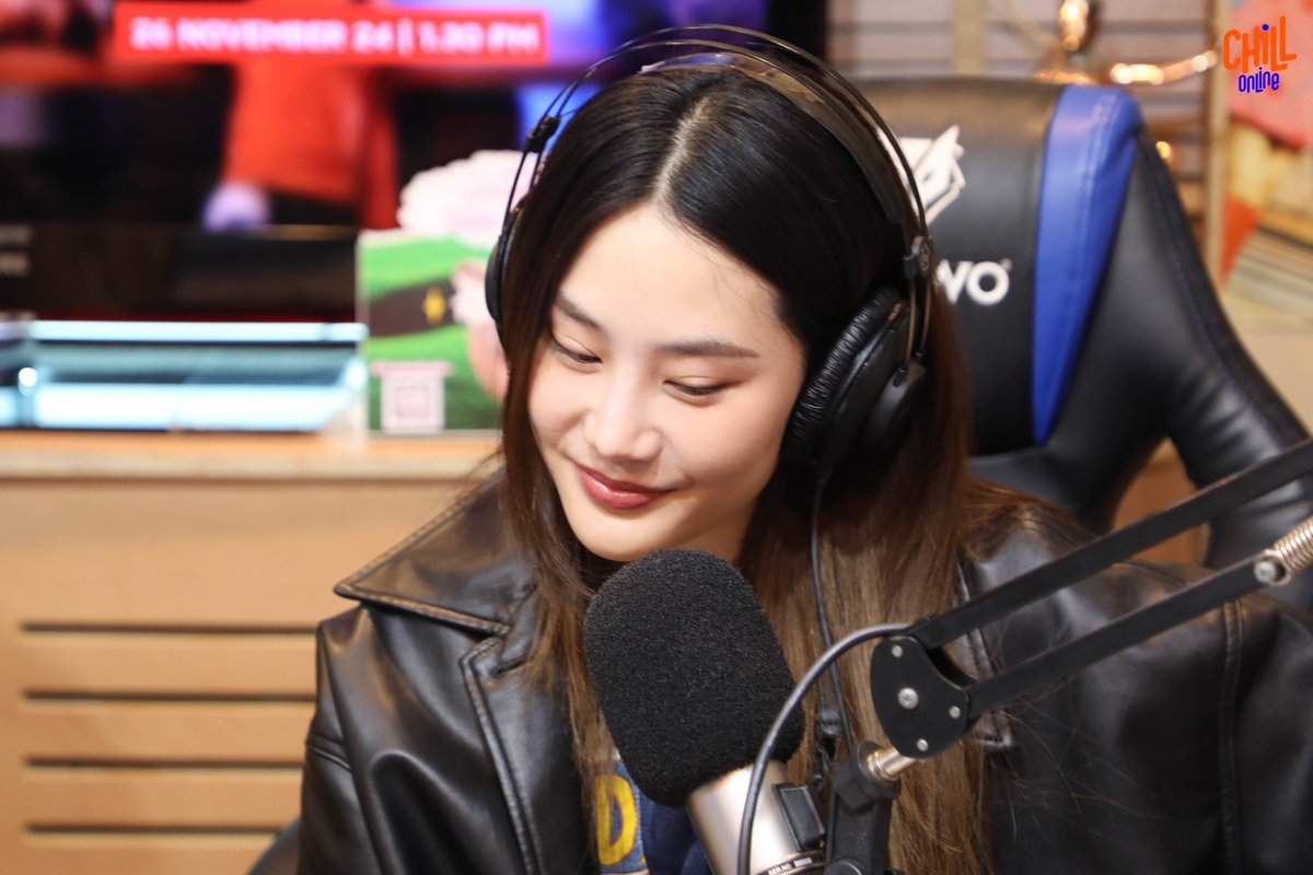 CHILL ON tweet media