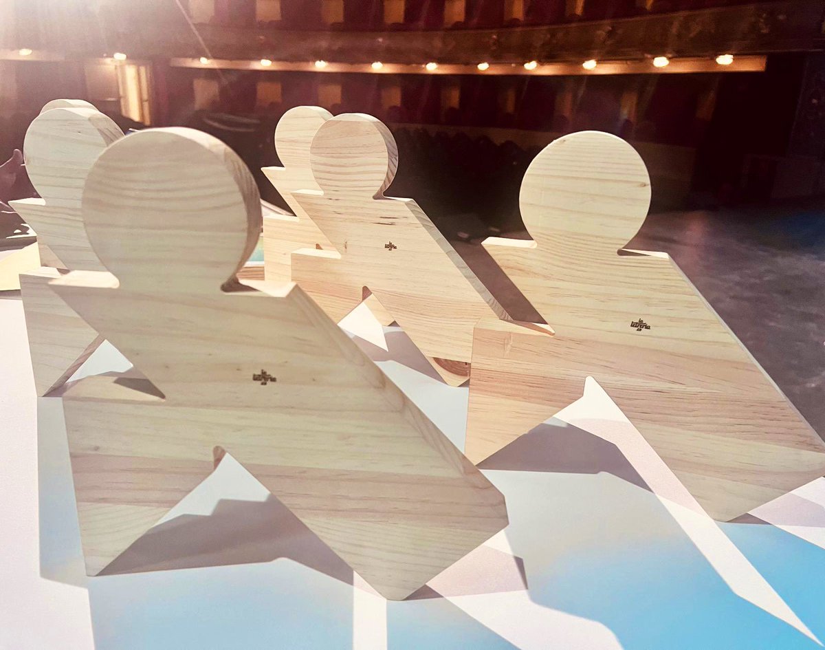IMAS (@imasmallorca) on Twitter photo ⏱️ Ja està tot a punt al <a href="/teatreprincipal/">Teatre Principal de Palma</a> per a l'entrega dels Premis i Reconeixements del <a href="/ConselldeMca/">Consell de Mallorca</a> a l'Acció Social 2024.
📸 Aquests guardons tindran nom i cognom a partir de les 19 hores a una gala que podreu seguir en directe a aquest enllaç ➡️ youtube.com/live/gv5Kn6s_t… ⏱️ Ja està tot a punt al <a href="/teatreprincipal/">Teatre Principal de Palma</a> per a l'entrega dels Premis i Reconeixements del <a href="/ConselldeMca/">Consell de Mallorca</a> a l'Acció Social 2024.
📸 Aquests guardons tindran nom i cognom a partir de les 19 hores a una gala que podreu seguir en directe a aquest enllaç ➡️ youtube.com/live/gv5Kn6s_t…