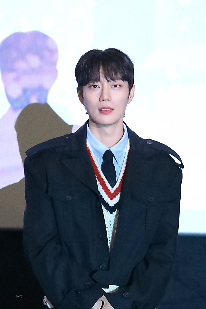 _four_percent's tweet photo. 241124 전방향미남강아지!!  
#하이라이트 #윤두준 #두준 #YOONDUJUN #DUJUN https://t.co/x02Oi5U2vr
