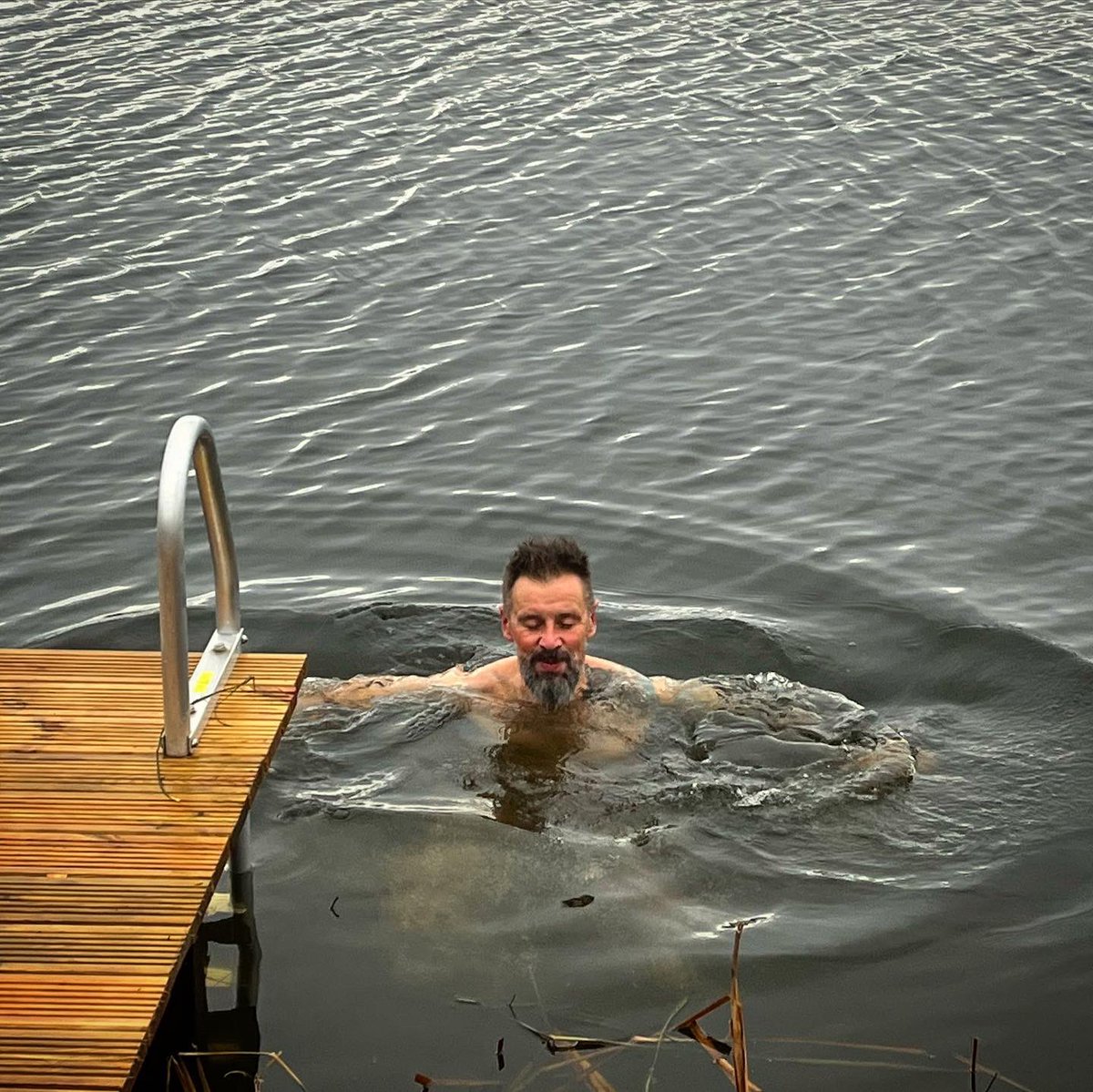 maxreestore's tweet photo. First stop Wild Scottish Sauna for a 4 degree dip and 85 degree sauna π₯π₯Ά
#sauna #colddip #scottishadventure https://t.co/W6pmx4Zd2V