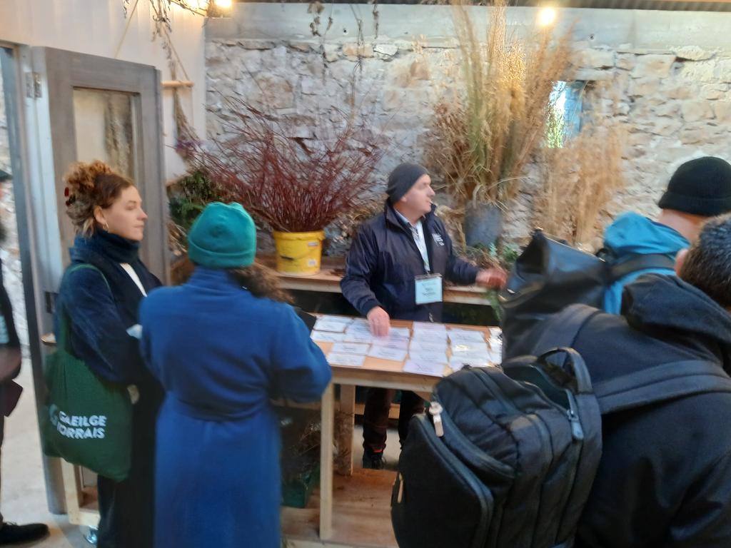 Geraghty_Notill's tweet image. All go at registration desk for @OrgGrowersIre conference in Kilruddery Hse & Gardens. McGloin under pressure ... Kevinnn !!
@NatOrgSkill @IrishOrganicA @organictrust @SETUHort @Bordbia @agriculture_ie @SETUAgriculture