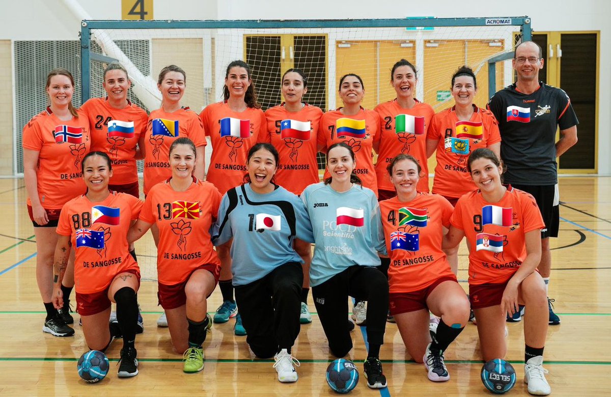 Una ex-jugadora de Askartza.Medalla de Plata en el Campeonato de Australia de Handball.
<a href="/Askartza_bmano/">Askartza Eskubaloia</a>