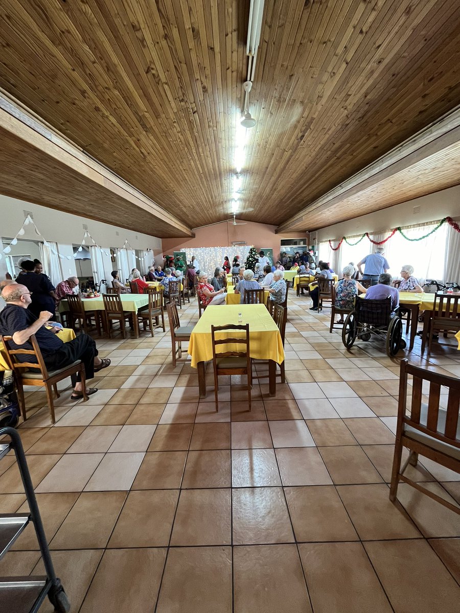 🎄✨ Delivering a Christmas Like No Other—SPAR is spreading love and joy to orphanages in Lichtenburg and Rustenburg this festive season. 

Our first stop is at SAVF Litchthuis 💚🎁
#WithLoveFromSPAR #FestiveGiving #Delivered2U #LikeNoOther