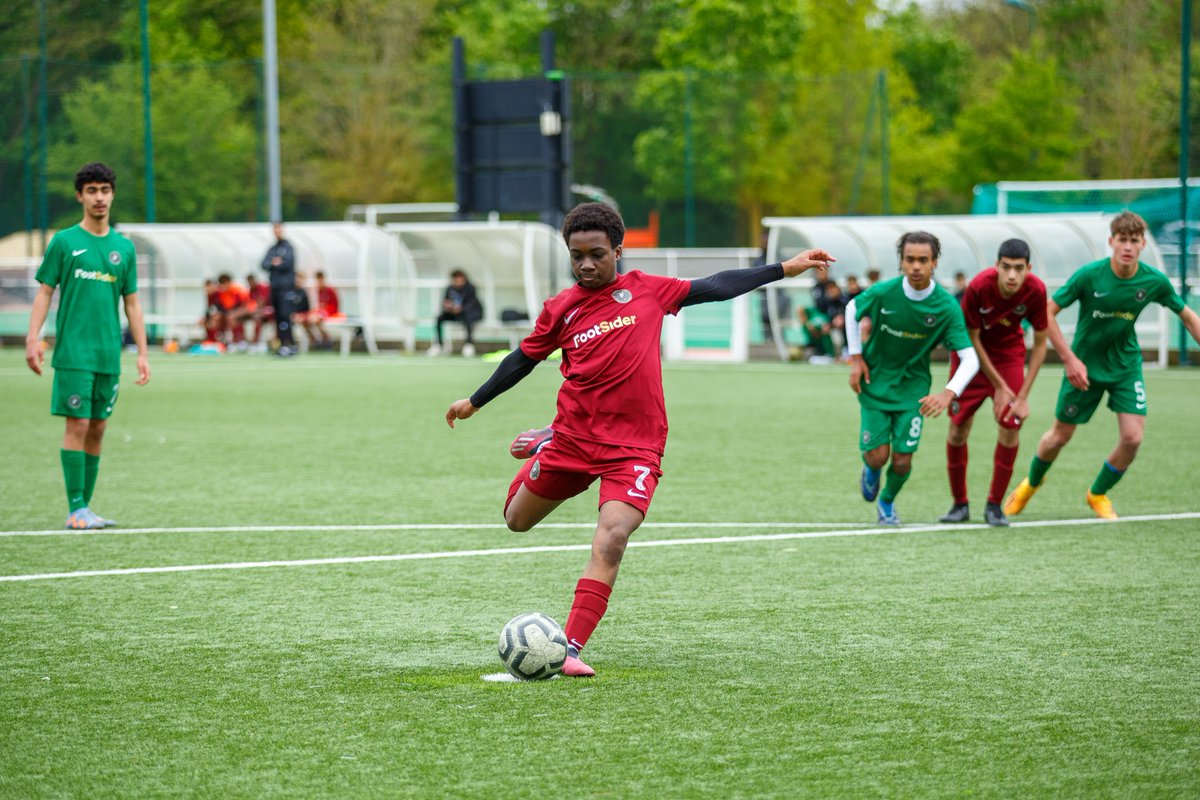 Footsider tweet media