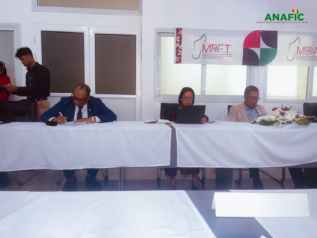 ANAFIC tweet media