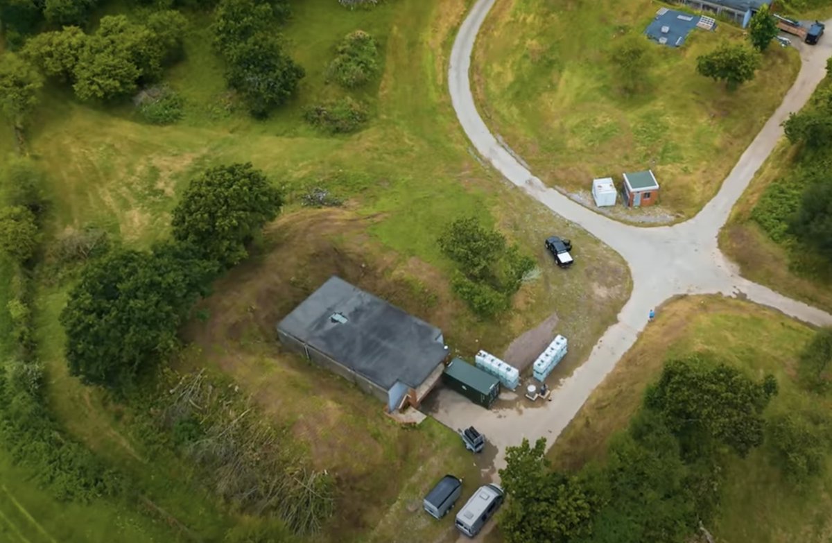 Nellie (@nellie_tech) on Twitter photo Back in the balmy days of summer, we had the absolute pleasure of welcoming <a href="/CGTNEurope/">CGTN Europe</a> Europe and their RAZOR Science Show to our #carbondioxideremoval facility in the lush countryside of South Wales, UK.
You can watch our feature here: lnkd.in/eZJdHHd8 Back in the balmy days of summer, we had the absolute pleasure of welcoming <a href="/CGTNEurope/">CGTN Europe</a> Europe and their RAZOR Science Show to our #carbondioxideremoval facility in the lush countryside of South Wales, UK.
You can watch our feature here: lnkd.in/eZJdHHd8