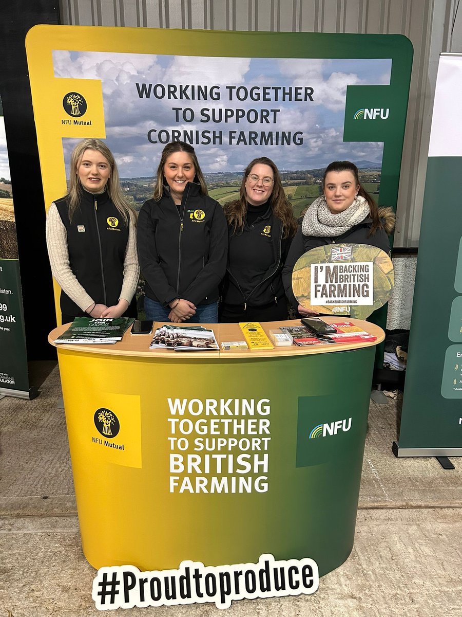 nfum_ctcornwall's tweet photo. We had an amazing weekend at The Cornish Winter Fair!

So much love and appreciation for our Great British Food, Agriculture, Crafts and People!

Make sure you buy British and Local produce in the build up to Christmas and beyond 🎅 🦃 🐑 🎄 https://t.co/OHkiYhqTmm