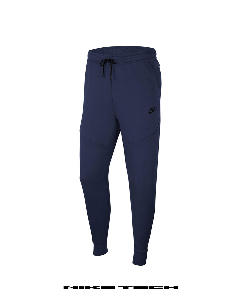 ujstore's tweet image. Nike Tech Fleece: un classico intramontabile!
La linea Tech Fleece si distingue per una speciale struttura a nido d'ape che trattiene il calore e assorbe l'umidità, offrendo uno stile inconfondibile e rilassato.
#nike #niketechfleece #techfleece #nikesportswear #weareurbanjungle