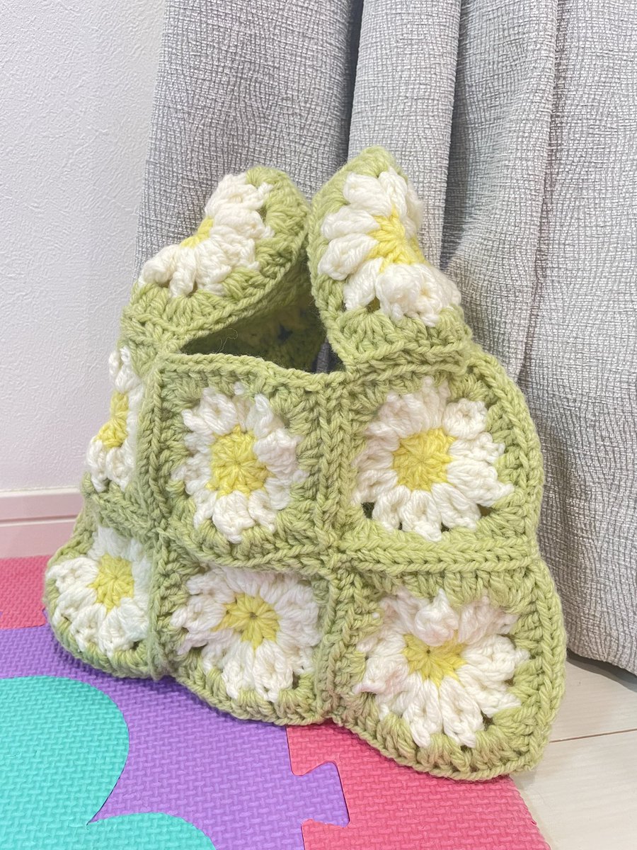 まだまだ人の真似事しかできないけど
完成ー！！
集中できて楽しい💕

#ユザワヤの編み物選手権