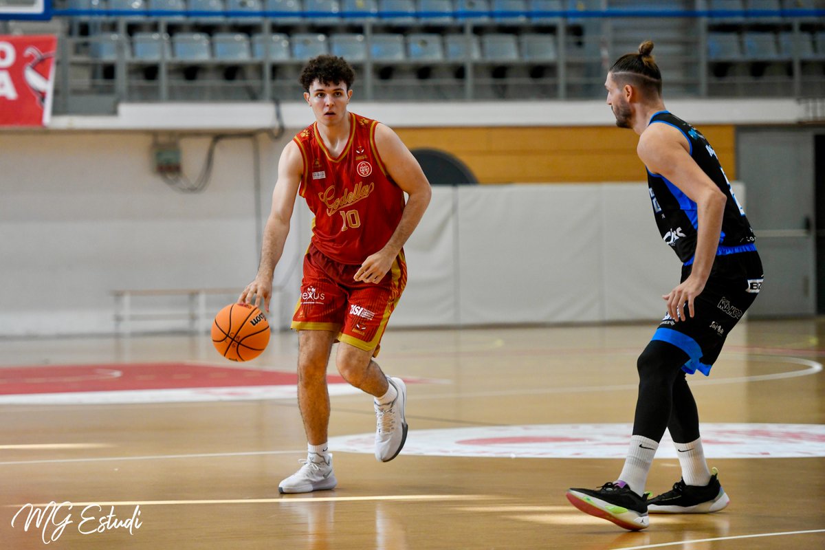 L'Alqueria del VBC (@lalqueriavbc) on Twitter photo 🔴🏀 𝐕𝐈𝐍𝐂𝐔𝐋𝐀𝐃𝐎𝐒
Hoy juega nuestro vinculado <a href="/cblhortagodella/">CB L'Horta Godella</a> el partido aplazado correspondiente a la quinta jornada de #SegundaFEB
🏆 J5 #SegundaFEB
✈🆚 <a href="/uemataro/">U.E. Mataró</a>
⏰ 19:00
📺 canalfeb.tv
📷 <a href="/mgestudi/">mgestudi</a> 🔴🏀 𝐕𝐈𝐍𝐂𝐔𝐋𝐀𝐃𝐎𝐒
Hoy juega nuestro vinculado <a href="/cblhortagodella/">CB L'Horta Godella</a> el partido aplazado correspondiente a la quinta jornada de #SegundaFEB
🏆 J5 #SegundaFEB
✈🆚 <a href="/uemataro/">U.E. Mataró</a>
⏰ 19:00
📺 canalfeb.tv
📷 <a href="/mgestudi/">mgestudi</a>