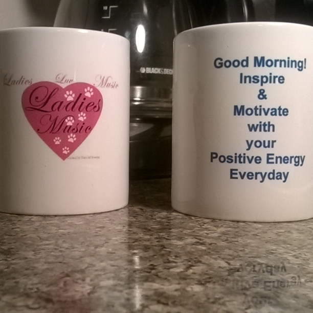 LadiesLuvMusic's tweet image. WE WOULD LUV TO FOLLOW POSITIVE WOMEN AND MEN... REPLY YOUR @NAME So much is going on in the world we live in and simply staying positive and hopeful for the best is all we can do... Let's focus on our positive vibes together... Strength in numbers... #LUV #PROTECTYOURPEACE