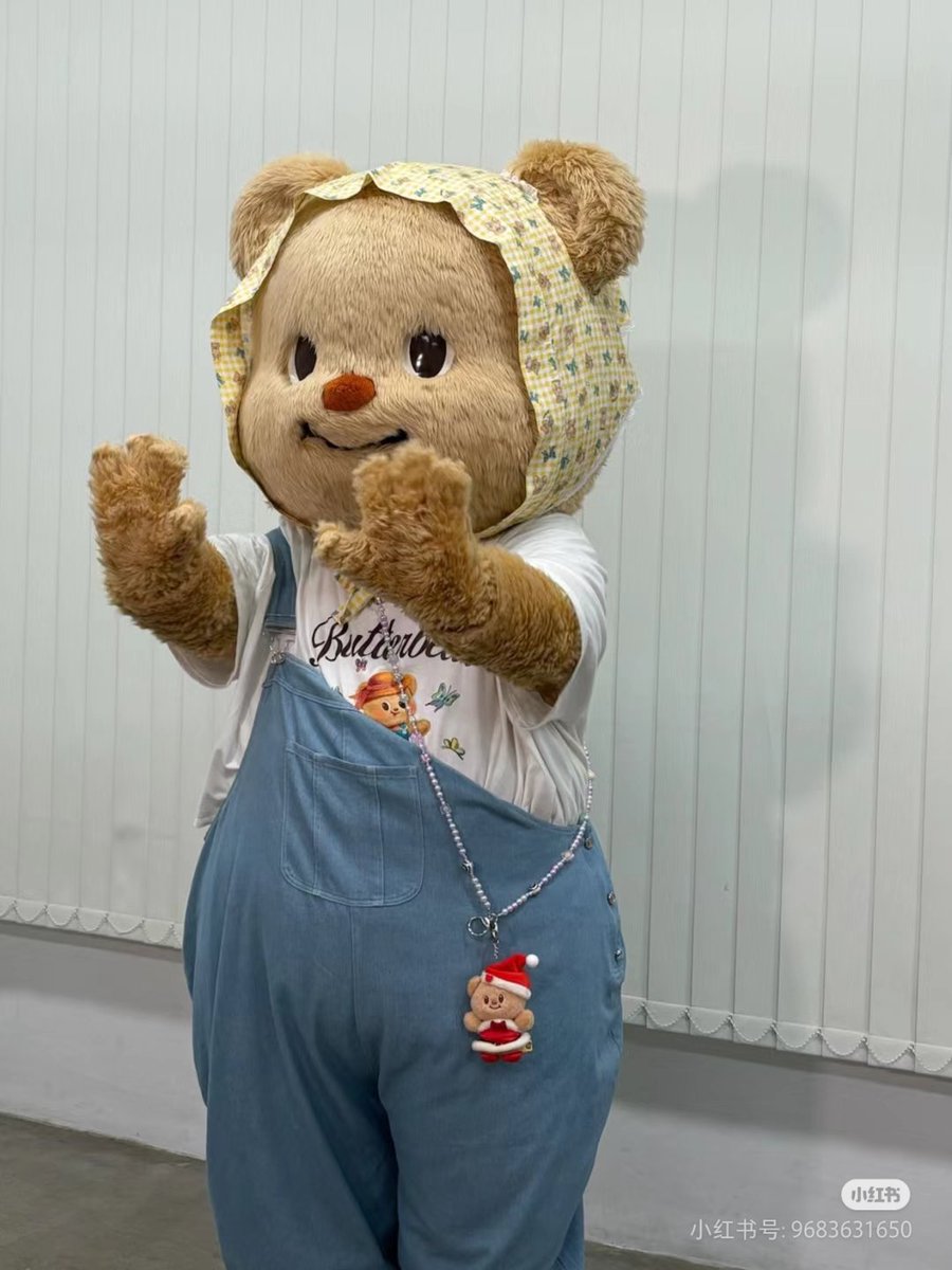 khaopode93's tweet photo. ที่มาขอคำว่าน่ารักยันเงา 🧸🎀✨️🪞🌈🦋💝🌷

#Butterbear https://t.co/EQwhCBCkYY