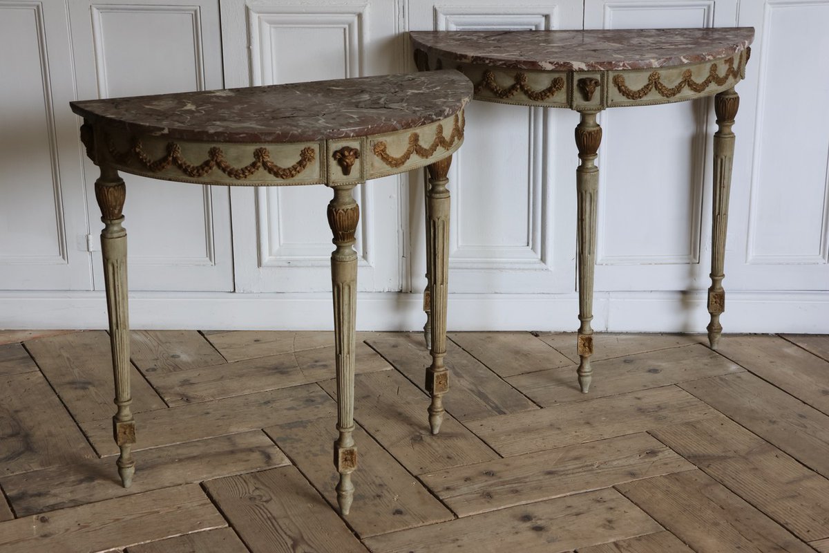 BrownriggUK's tweet image. Elegant Pair of Early 20th Century Italian Painted Console Tables

tinyurl.com/y9z84c3z

#consoletable #antiqueconsoletable #pairoftable #paintedfurniture #antique #furniture