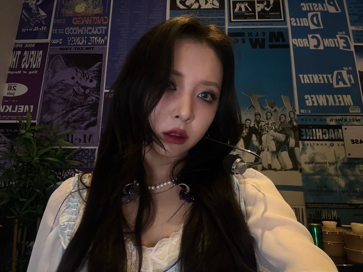 steaItherest's tweet image. GORGEOUS