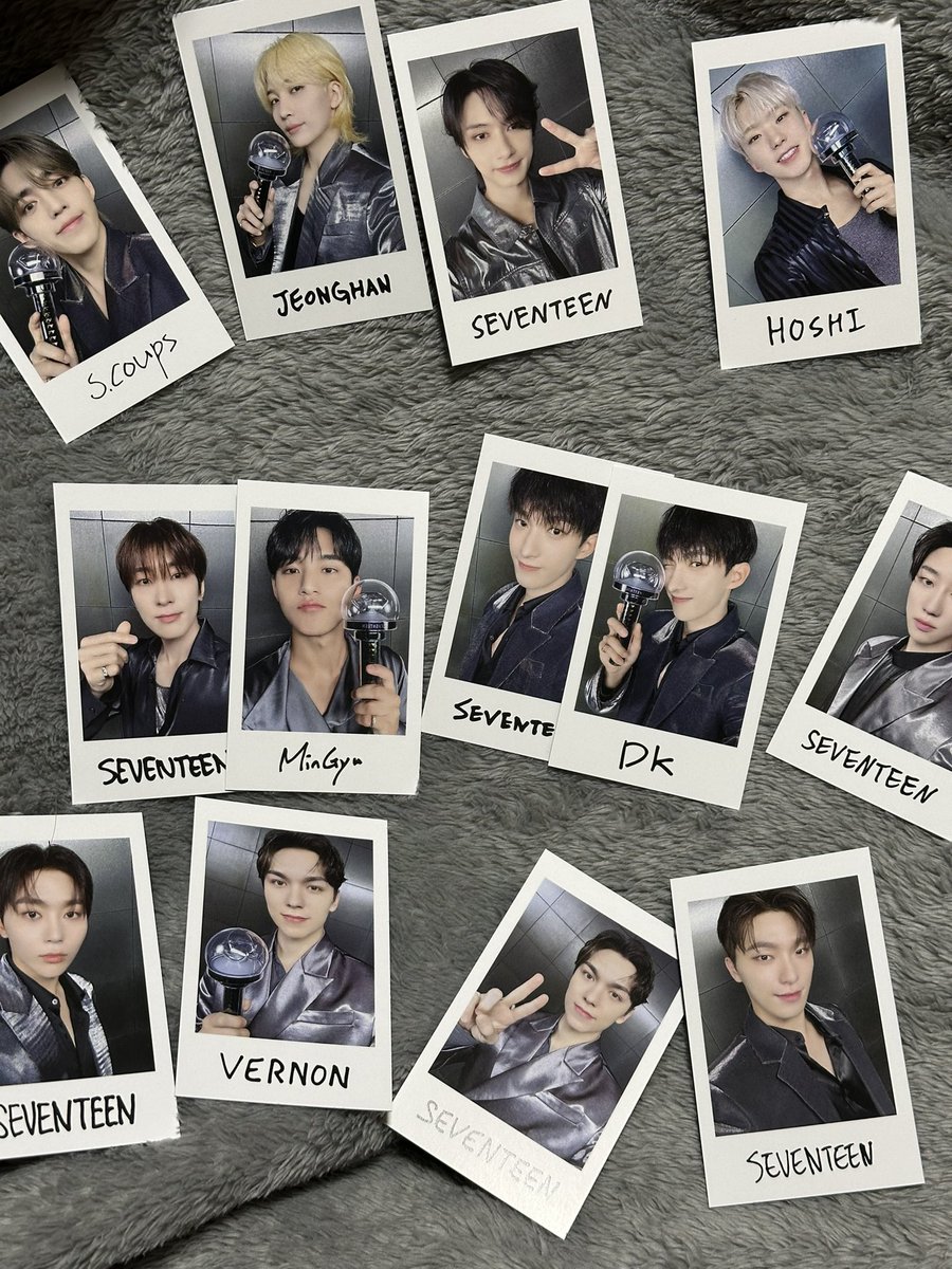 __l7drmtr's tweet photo. SEVENTEEN RIGHT HERE IN JAPAN セブチ インスタントフォト イルツ 

譲 1枚目 エスクプス ジョンハン ジュン ホシ ウォヌ ミンギュ ドギョム THE8 スングァン バーノン ディノ

求 2、3枚目 ジョシュア

交換方法➡️郵送 お譲りのみの取引も可能です🙆🏻‍♀️
異種交換になりますがお気軽にお声かけください🙇🏻‍♀️ https://t.co/NodHmJakYn