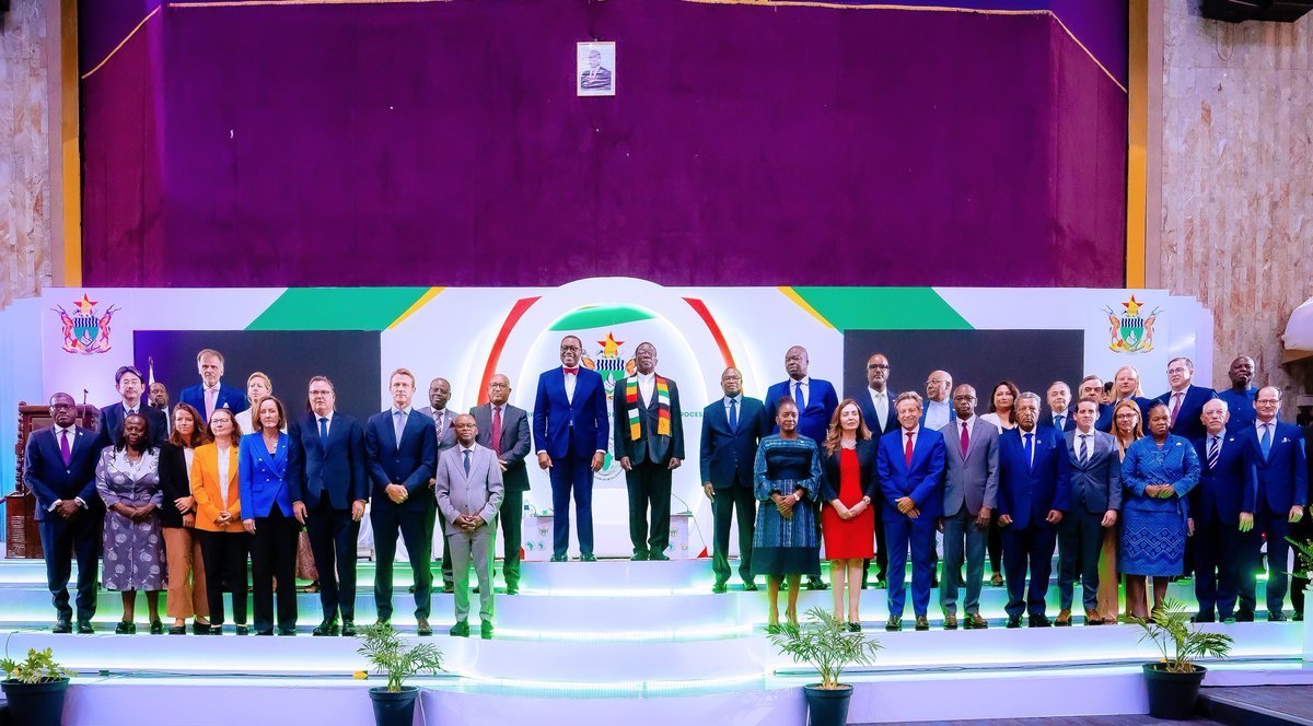 Time to accelerate #Zimbabwe’s $21 billion public debt and arrears resolution process, say stakeholders following the 6th Structural Dialogue of the process hosted by the Zimbabwean government in the capital Harare on Monday: bit.ly/49fjFEn