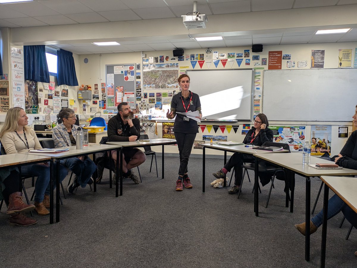 Beacon Academy tweet media