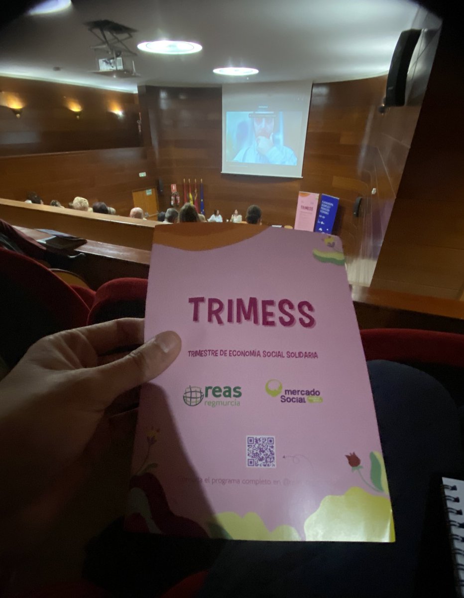 Santiagodelalam's tweet photo. ¡Qué jornadas tan frescas, enriquecedoras y NECESARIAS ! 👏 👏 
En unos min ⏰ … moderamos una mesa de lo  más interesante, os esperamos a tod@s! 
Congreso Nacional de 
#Economiasolidaria ♻️ #Humanizada #Responsable 
#Trimess  #CEEIC https://t.co/ibNgqQhbHh