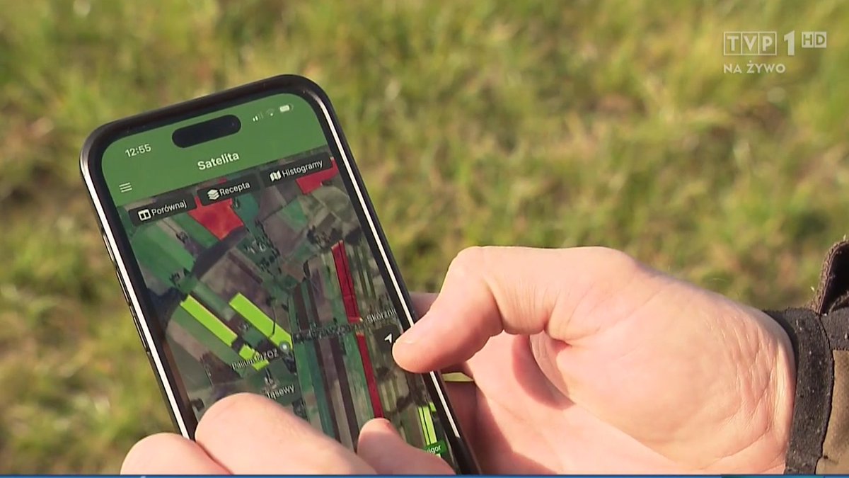 🇵🇱📺 xFarm Technologies was featured on Polish national TV!

🧑🏻‍🌾 Marcin Zaręba, a Polish farmer who uses our smart weather station, shared how he monitors his fields using the xFarm app and saves time in the process!

🌍 This is our mission: allowing farmers all around the world
