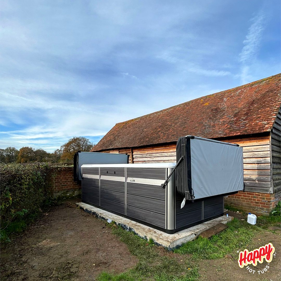 HappyHotTubs's tweet photo. 🏊💙💦

#HappyHotTubs #HotTubs #HotTub #Wellness #GardenInspo #HotTubDelivery #Delivery #EndlessPool https://t.co/OS2OoNJN6A