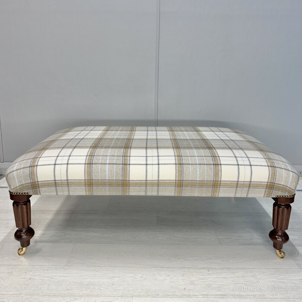 antiques_atlas's tweet image. For sale on Antiques Atlas we have this Large footstool in tartan plaid check antiques-atlas.com/antique/large_… Great for your home this Christmas🎄
From Tom Scott Antiques @tomscottantique
#antiques #antiquefurniture #antiquestool