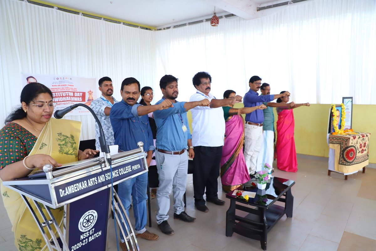 Mybkasergod's tweet photo. Constitution day was organised by Nehru yuva kendra kasaragod in association with NSS Unit Dr. Ambedkar Arts &amp; Science College periya &amp; District Legal Services Authority . Awareness class, Preamble reading Padayatra was organised as part of the programme.  @nyksindia @NYKSKerala https://t.co/W0WXPH86fw