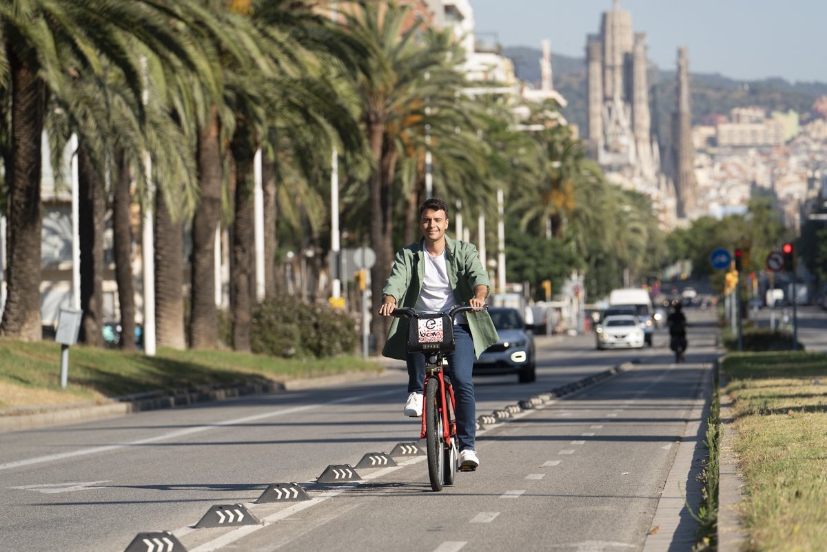 #BicingINFO

Crea rutes personalitzades en #bicing 🚲 amb <a href="/smouapp/">·•smou app</a>:

1️⃣ Al cercador del mapa, introdueix el destí i clica 'Com s'hi arriba'. 
2️⃣ Ves a la icona ⚙️ de dalt a la dreta i modifica les preferències de ruta.
3️⃣ Torna enrere i clica la b de 'Bicing'.

Ja ho tens! 😉