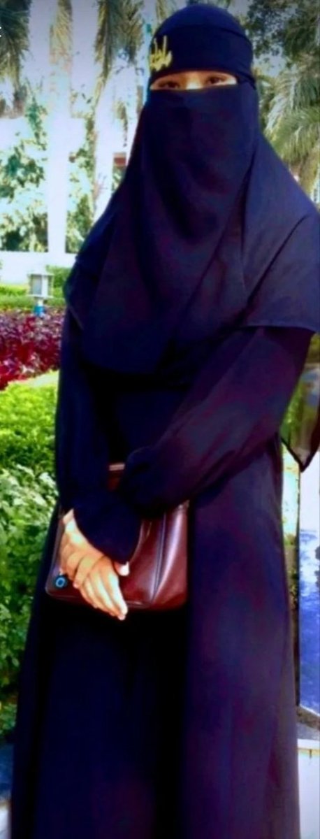 HafijaT98055's tweet photo. #neak aorat ♥️ नेक औरत मजबूत किल की तरह होती है जिसे कोई तोड नहीं सकता♥️♥️ https://t.co/AK3JqPaAYW