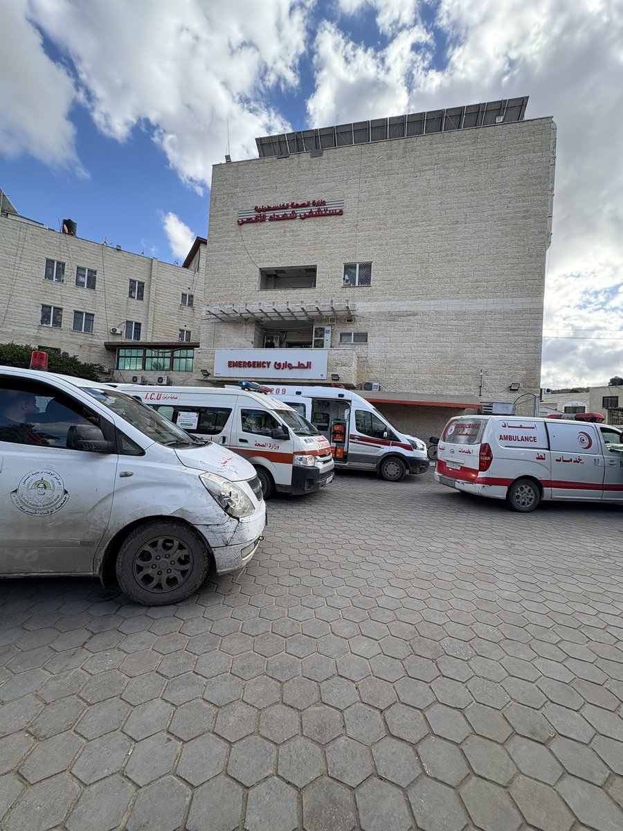 Hind_Gaza's tweet image. I did not choose reporting - reporting chose me. 

Gaza | 416 Days