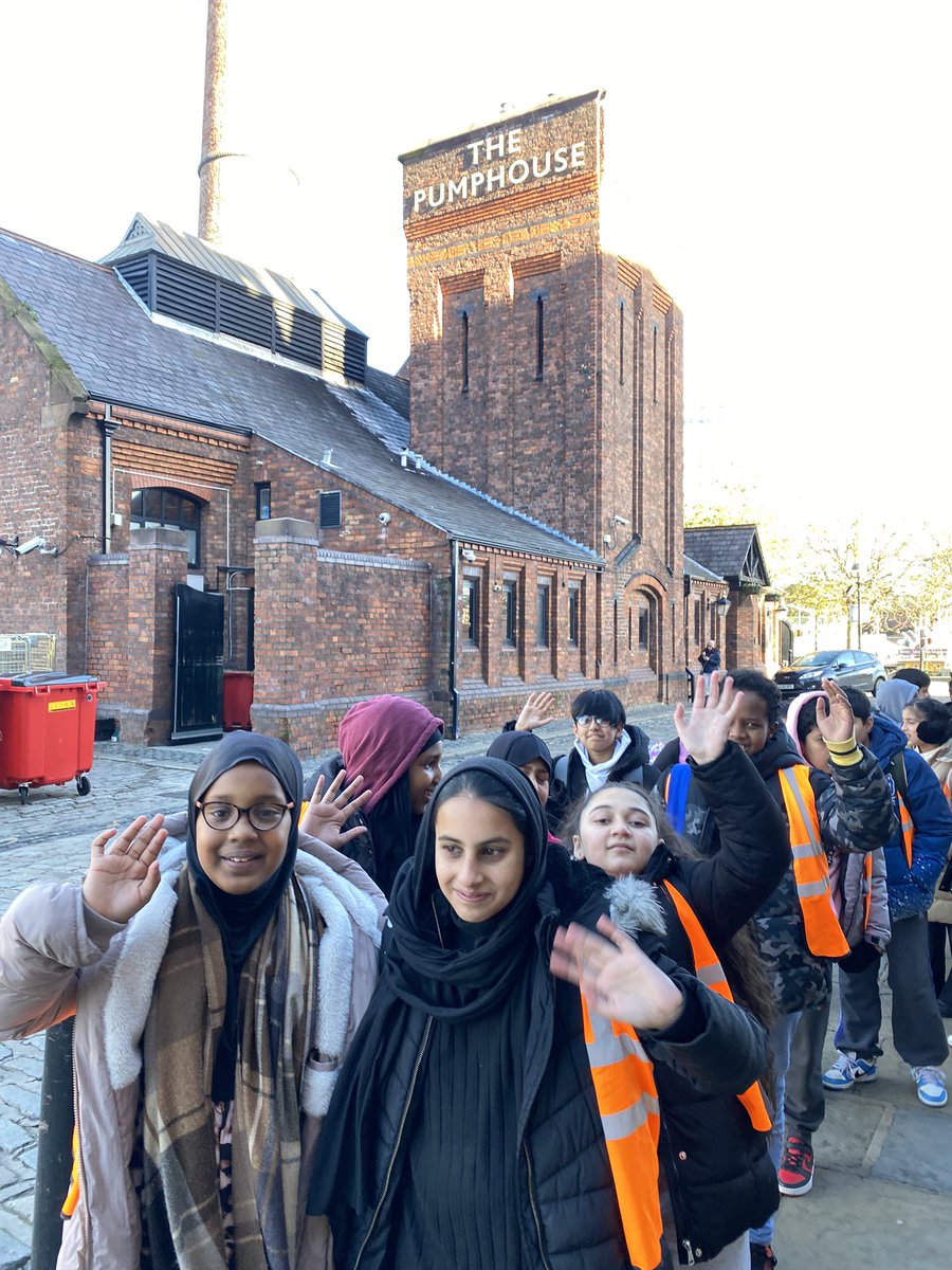 AdderleySchool's tweet photo. Year 6 are visiting @NML_Muse @MaritimeMuseum_ @SlaveryMuseum today as part of #FrozenKingdom @Cornerstonesedu @BirminghamEdu https://t.co/2VpXyrUAs9