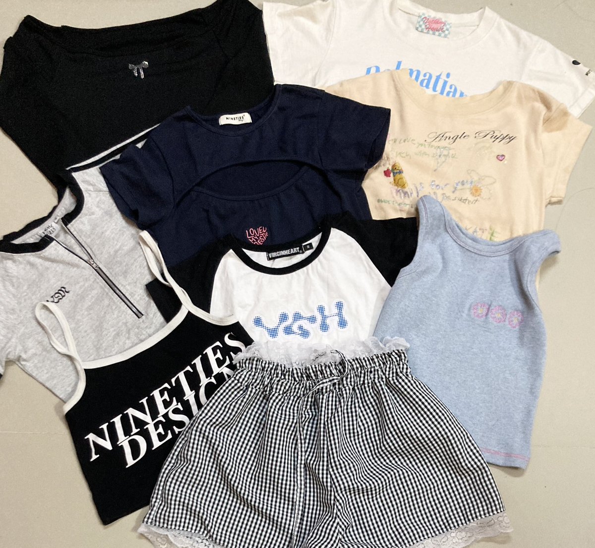 iimmykx's tweet photo. 🍦* ༘ ส่งต่อเสื้อผ้ามือ1/2 ◞˚🥛

◟✦ ⛅️ ราคาหลักสิบ ส่วนใหญ่ไม่เกิน80 มีเยอะกว่าในรูปเยอะมากก

♡ ค่าส่ง1-3 ตัว40/เหมาส่ง50
♡ รี+ปักลด5-.

🐇 ลงวันนี้ (26/11) 20.00 น. 🐇

#ส่งต่อเสื้อผ้า #ส่งต่อเสื้อผ้ามือสอง #ส่งต่อ  #เสื้อผ้ามือสอง #โล๊ะตู้ #โล๊ะตู้เสื้อผ้ามือสอง https://t.co/DTtygUMjEQ