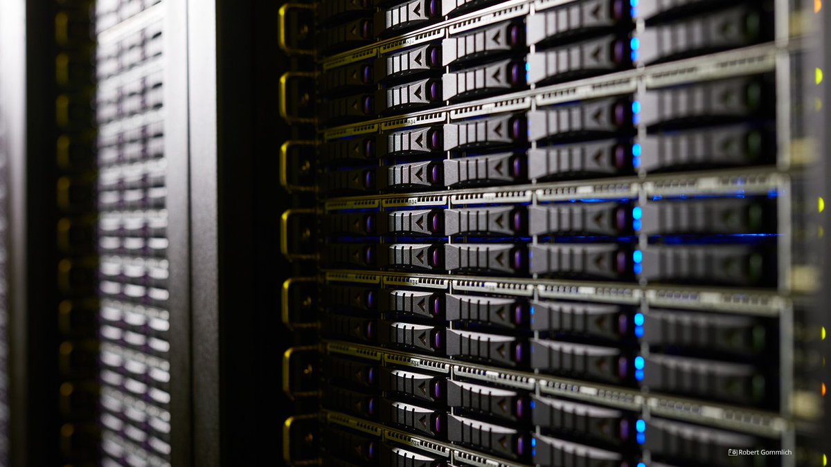 Mehrsprachig &amp; #OpenSource: Seit heute steht das große KI-Sprachmodell <a href="/OpenGPTX/">OpenGPT-X</a> zum Download bereit. Unter Mitwirkung der #TUDresden wurde das #LLM mit den 24 Amtssprachen der EU trainiert, ist kostenfrei &amp; kann für #KI-Anwendungen angepasst werden.
ℹ️ tu-dresden.de/tu-dresden/new…