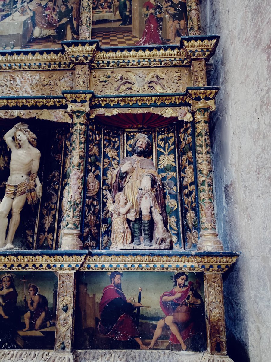 Como de románico no solo vive el alma ⬇️⬇️
.
Retablo de San Sebastián, situado en la cabecera de la nave de la Epístola datado hacia 1530. Quieres saber más❓ Lee ⬇️🤭