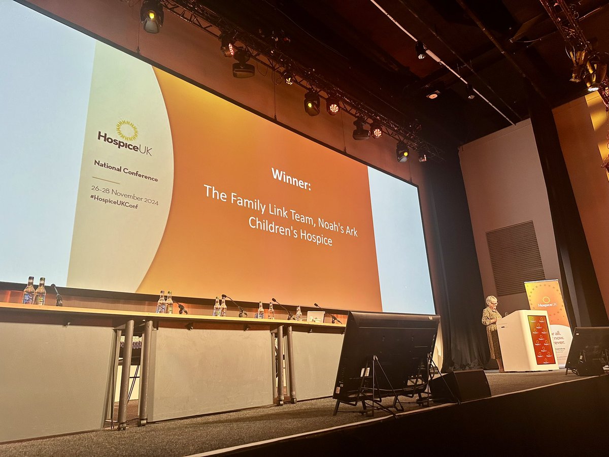 Great to see the first award at #HospiceUKConf going to a great children’s hospice. Well done <a href="/NoahsArkHospice/">Noah's Ark Children's Hospice</a>!