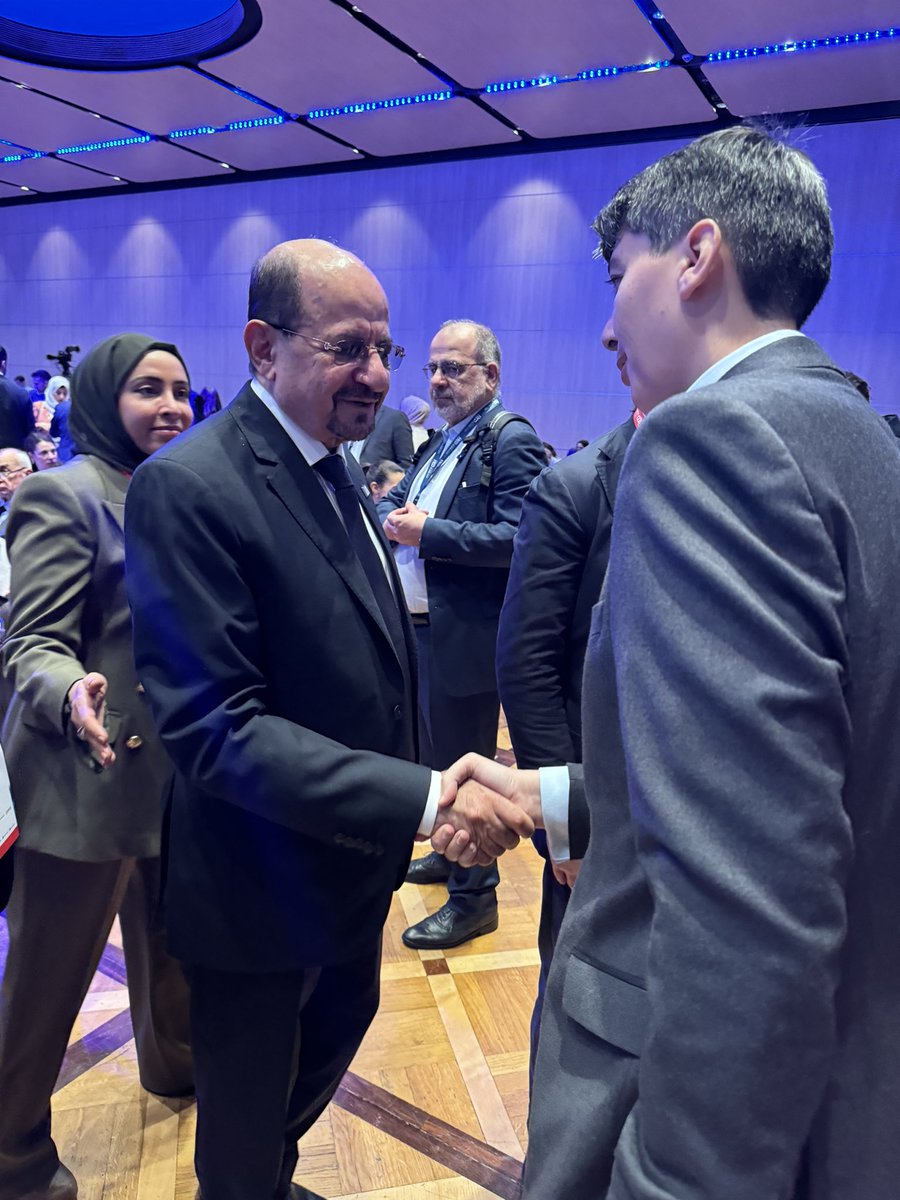 Roma’da düzenlenen Mediterranean Dialogues'a katıldık ve Yemen Dışişleri Bakanı Sayın Shaya Mohsin Zindani ile bir araya geldik. Yemen ve Kızıldeniz havzasındaki IHH’nın arabuluculuk ve insani yardım alanındaki faaliyetleri hakkında bilgi verdik.