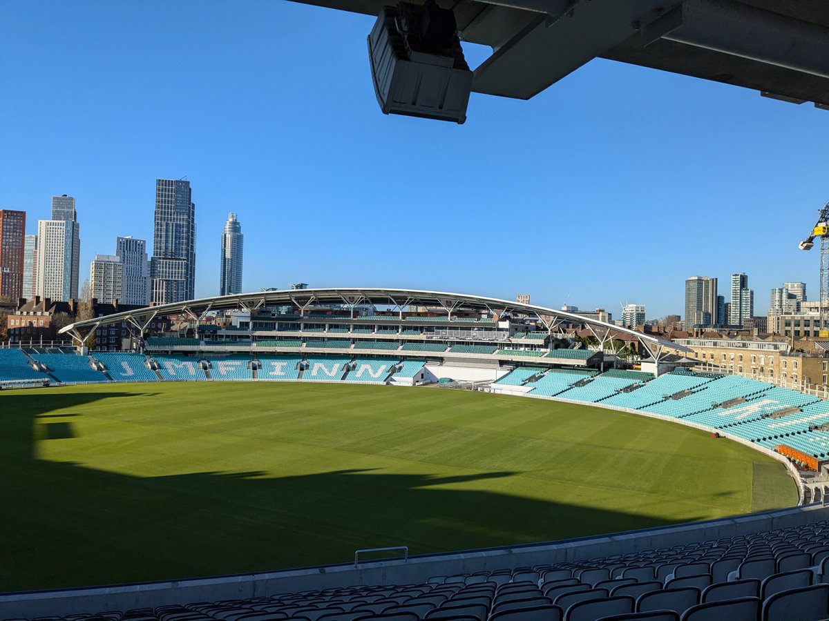 Not a bad venue for a talk! Speaking at <a href="/ThePiXLNetwork/">PiXL</a> maths conference.