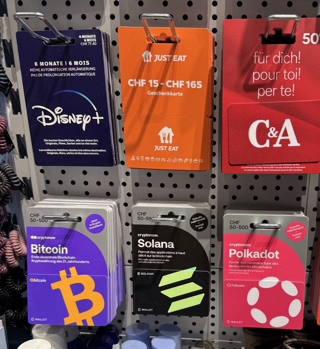 F*** IT - GIVEAWAY - 1x50 CHF Gift Card ⭕️🐂

How? 

>> Follow
>> Comment ⭕️🐂
>> Retweet