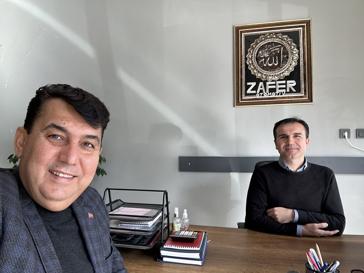 uslu_zafer's tweet photo. Rabbim tüm esnaflarımıza hayırlı,bereketli işler nasip etsin inşallah 🙏 https://t.co/F3Z2z52VdB