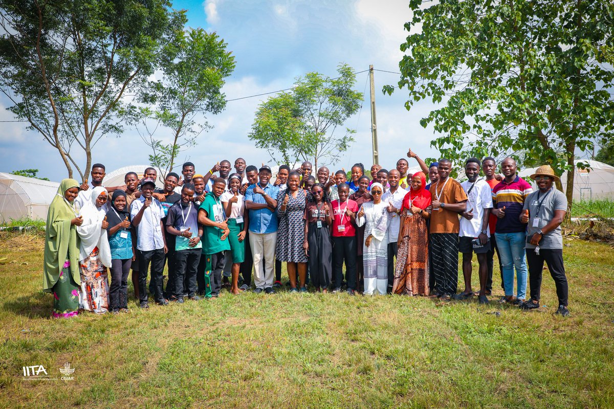 We are excited to welcome successful applicants to the I-Youth Agribusiness Park in Epe, #Lagos State!✨️

These #agripreneurs will receive hands-on #horticulture training, equipping them with #skills to build thriving ventures for sustainable #employment.

#IYouthInAction