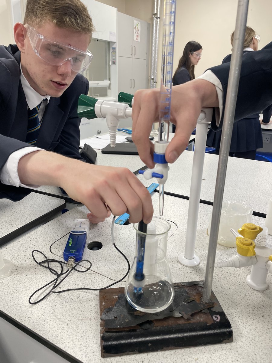 sirjohnlawes's tweet photo. Recently Year 11 students were measuring the neutralisation of acid and alkaline in science class - a great way to cement their understanding and bring the theory to life.
#chemistrylesson https://t.co/S6HYjtk15l